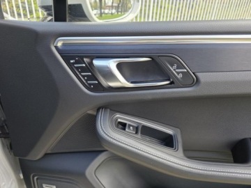 Porsche Macan SUV Facelifting II 2.9 GTS 440KM 2022 PORSCHE Macan GTS, V6 2.9l benzyna 440KM Przebieg:39, 856km Dokumentacja, zdjęcie 37