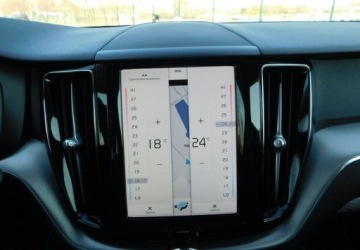 Volvo XC60 II Crossover D3 150KM 2020 Volvo XC 60 z Gwarancja 2.0 Diesel 150KM, zdjęcie 16