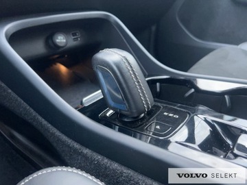 Volvo XC40 2021 Volvo XC 40 VOLVO XC40 B4 R-Design (197+14KM) Podg, zdjęcie 21