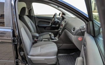 Ford Focus II Coupe-Cabriolet 2.0 Duratec 16V 145KM 2007 Ford Focus 2,0 (145KM) 2007 r. 2.0 Benzyna 145KM, zdjęcie 10