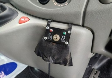 Renault Trafic II 2004 Renault Trafic Dla inwalidy Benzyna Zadbany Zarejestrowany 2.0 Benzyna, zdjęcie 29