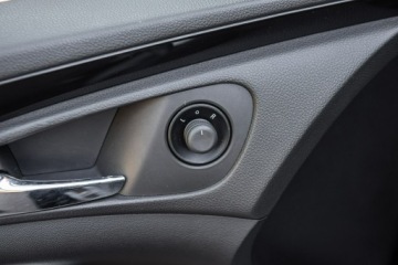 Opel Insignia I Sports Tourer 2.0 Turbo ECOTEC 220KM 2009 Opel Insignia COSMO ! 2,0T 220KM ! Super Stan, zdjęcie 25