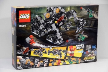 LEGO DC Super Heroes 76086 — Атака туннеля Knightcrawler
