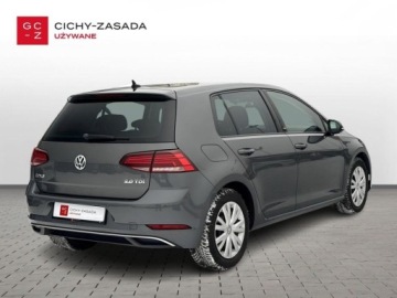 Volkswagen Golf VII Variant 2.0 TDI CR DPF BlueMotion Technology 150KM 2017 Volkswagen Golf FVmarza Kamera podgrz.fotele APP-Connect ASO 2.0 150KM, zdjęcie 4