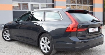 Volvo V90 II Kombi 2.0 D3 150KM 2019 Volvo V90 2.0 D Manual Kamera Virtual Skora Navi Ledy Blis 2.0 Diesel, zdjęcie 8