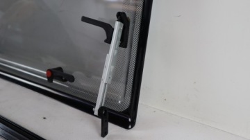 КАМЕРА КЕМПИНГОВЫЙ ПРИЦЕП НАКЛОНЯЕМОЕ ОКНО 76,5 x 43,5 СМ