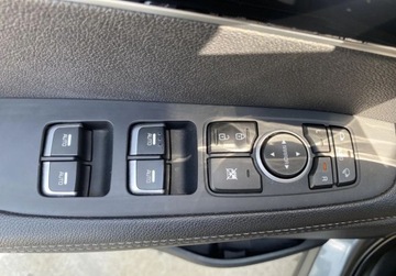 Kia Sorento III SUV Facelifting 2.0 CRDi 185KM 2018 Kia Sorento Kia Sorento 2.0 Diesel 185KM 4WD 7-osobowy Automat PL Salon ASO, zdjęcie 21