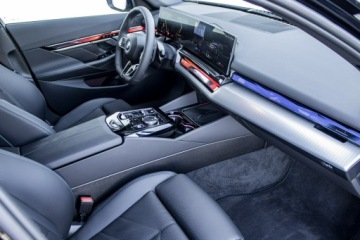 BMW Seria 5 G90-91 Touring 2.0 520d 197KM 2026 BMW 520 xDrive Limuzyna - DEMO - Koła zimowe w, zdjęcie 19