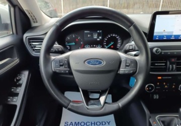 Ford Focus IV Kombi 1.5 EcoBlue 120KM 2021 Ford Focus 1.5 EcoBlue 120KM Connected P.Zima SalonPL SerwisASO FV23 Gwara, zdjęcie 12
