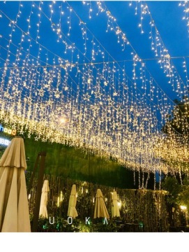 Подвесная световая завеса Garland LIGHTS с рождественскими светодиодными звездами