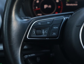 Audi A3 8V Limousine 1.4 TFSI CoD ultra 150KM 2016 Audi A3 1.4 TFSI, Salon Polska, Serwis ASO, zdjęcie 17