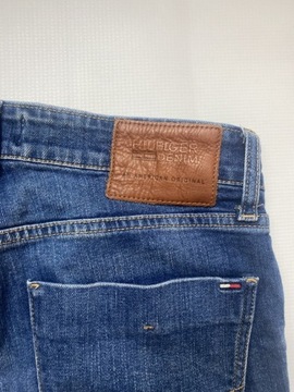 Tommy Hilfiger oryginalne Jeansowe niebieskie SPODENKI W 31