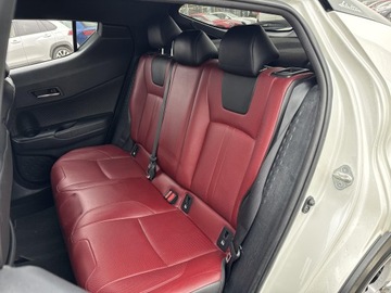 Toyota C-HR I Crossover 1.8 Hybrid 122KM 2018 Toyota C-HR 1.8 Hybrid Selection Toyota C-HR Hybri, zdjęcie 23