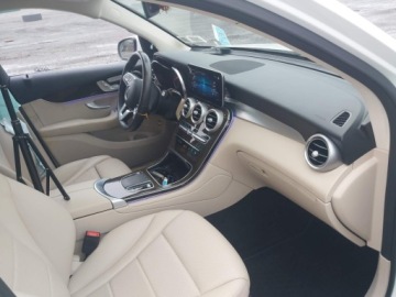 Mercedes GLC C254/X254 2022 Mercedes-Benz GLC 2022 MERCEDES-BENZ GLC 300 4MATIC SUV 2.0 Benzyna 255KM, zdjęcie 9