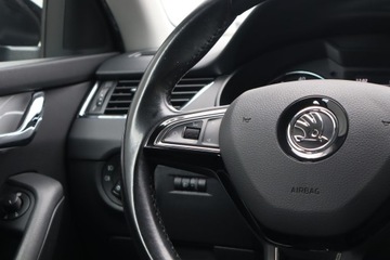 Skoda Octavia III Liftback 1.4 TSI  150KM 2016 Skoda Octavia 1.4 TSI, Salon Polska, Serwis ASO, zdjęcie 15