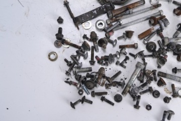 Болты крепления рамы KAWASAKI Z1000 03-06