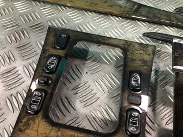 MERCEDES W210 LISTWY DEKORY DREWNO AVANTGARDE