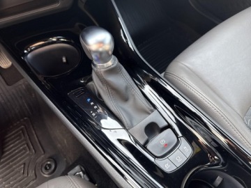 Toyota C-HR I Crossover Facelifting 2.0 Hybrid Dynamic Force 184KM 2020 Toyota C-HR 2.0 Hybrid Executive 2.0 Hybrid Execut, zdjęcie 24