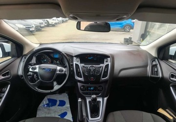 Ford Focus III Kombi 1.0 EcoBoost 100KM 2013 Ford Focus Ford Focus 1.0 EcoBoost Titanium Benzyna 100KM, zdjęcie 5