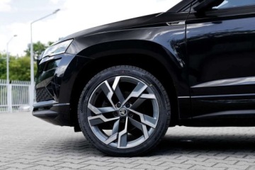 Skoda Karoq Crossover Facelifting 2.0 TDI SCR 150KM 2022 Skoda Karoq 2.0 TDI, 4x4 Sportline DSG, DCC, panorama, fv23, salon pl 2.0, zdjęcie 3
