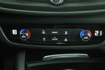 Opel Insignia II Grand Sport 1.5 Turbo 165KM 2019 Opel Insignia 1.5 Turbo, Salon Polska, Serwis ASO, zdjęcie 9