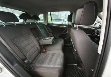 Volkswagen Tiguan II SUV 2.0 TDI 190KM 2017 Volkswagen Tiguan Highline 4Motion Pakiet Premium, GPS, Active Info Displ, zdjęcie 7