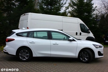Ford Focus IV Kombi Facelifting 1.0 EcoBoost 125KM 2023 Ford Focus Ford Focus 1.0 EcoBoost Titanium Benzyna 125KM, zdjęcie 11