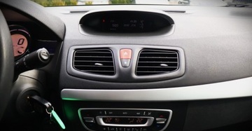 Renault Fluence Sedan 1.6 16V 110KM 2011 Renault Fluence (nr. 5) Salon Polska 1.6 110KM Parktronik Tempomat Klima G, zdjęcie 18