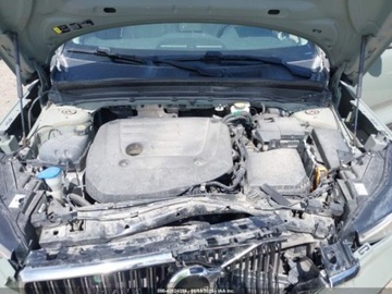 Volvo XC40 2023 Volvo XC 40 B5 Plus Bright Theme 2023 2.0l 2.0 Benzyna 247KM, zdjęcie 9