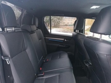 Toyota Hilux VIII Podwójna kabina Facelifting 2.8 D-4D 204KM 2023 Toyota Hilux 2.8 D-4D Double Cab Invincible Sport, zdjęcie 9