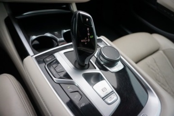 BMW Seria 7 G11-G12 Sedan Facelifting 3.0 730d 286KM 2022 BMW Seria 7 SalonPL 730d xDrive Asyst. park Tempomat Kamera FV23, zdjęcie 15