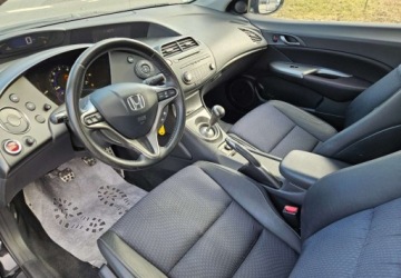 Honda Civic VIII Hatchback 3d 1.8 i-VTEC 140KM 2009 Honda Civic LIFT 1.8 140KM 6-Biegow Klima Czujniki Parkowania 1.8 Benzyna, zdjęcie 6