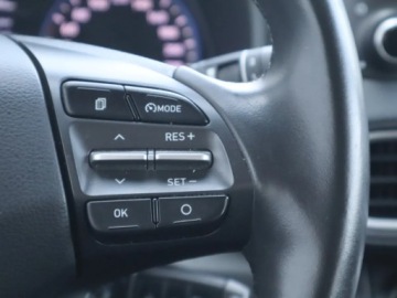 Hyundai Kona I Crossover 1.0 T-GDI 120KM 2020 Hyundai Kona 1.0 T-GDI, Salon Polska, zdjęcie 17