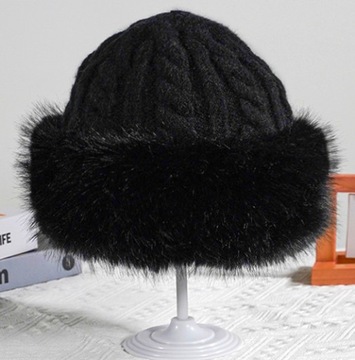 CZAPKA DAMSKA ZIMOWA STYLOWA MODNA ELEGANCKA CIEPŁA , SZTUCZNE FUTERKO Cd7