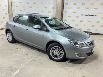 Opel Astra J Hatchback 5d 1.4 Twinport ECOTEC 100KM 2011 Opel Astra 1.4 100KM Klima 1-reka Gotowy do jazdy 1.4 Benzyna 100KM, zdjęcie 1