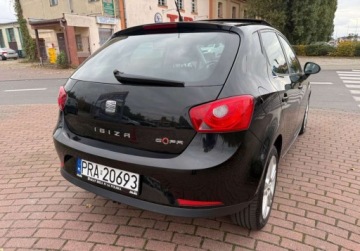 Seat Ibiza IV Hatchback 5d 1.2 TSI 105KM 2011 Seat Ibiza 1.2Tsi KLIMATRONIC Panorama dach Extra stan 1.2 Benzyna 105KM, zdjęcie 20