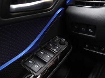 Toyota C-HR I Crossover 1.2L Turbo 116KM 2017 Toyota C-HR 1.2 Turbo, Salon Polska, zdjęcie 12