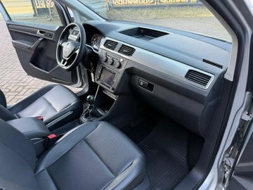 Volkswagen Caddy IV Kombi Maxi 2.0 TDI SCR BlueMotion Technology 102KM 2018 Volkswagen Caddy niepełnosprawnych Rampa inwalida, zdjęcie 24