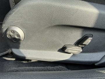 Mercedes Klasa C W205 Kombi 180 156KM 2014 Mercedes C 180 1.6 R4 16V Turbo 156KM 2014r, zdjęcie 28