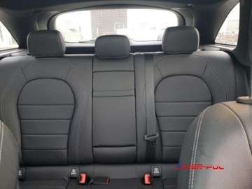 Mercedes GLC C254/X254 2022 Mercedes-Benz GLC 2022 r., 2,0L 300 4MATIC 2.0 Benzyna 248KM, zdjęcie 9