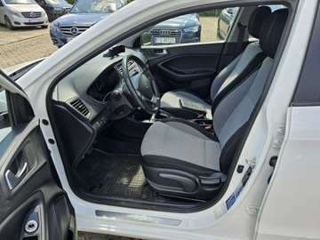 Hyundai i20 I Hatchback 5d Facelifting 1.4 CVVT 100KM 2015 Hyundai i20 1,4 benzyna 100KM automat salon polska, zdjęcie 4