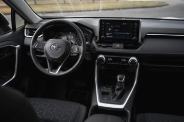 Toyota RAV4 V SUV 2.5 Hybrid Dynamic Force 218KM 2021 Toyota RAV 4 2.5 Hybrid, Salon Polska, zdjęcie 2