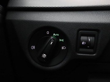 Skoda Kamiq Crossover 1.0 TSI 95KM 2019 Škoda Kamiq Skoda Kamiq klima czujniki parkowania, zdjęcie 30