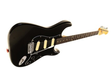 Fender Stratocaster из 90-х, феноменальный звук, чудо 30-летней давности