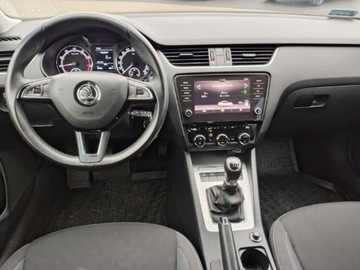 Skoda Octavia III Liftback Facelifting 1.5 TSI ACT 150KM 2019 Skoda Octavia FVmarza niski przebieg APP-Conncect ASO od Dealera 1.5, zdjęcie 8