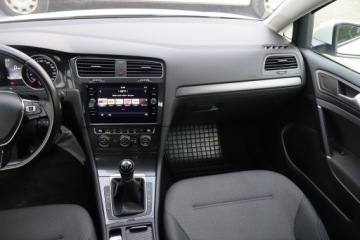 Volkswagen Golf VII Hatchback 3d Facelifting 1.6 TDI-CR DPF BMT 115KM 2019 VW Golf 1.6 TDI, Salon Polska, 1. Właściciel, zdjęcie 7