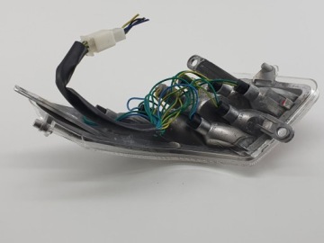 ЗАДНИЙ ПРАВЫЙ КОНТРОЛЬНЫЙ ФОНАРЬ PEUGEOT E-VIVACITY