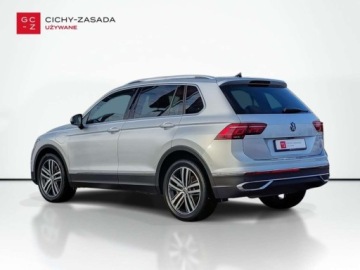 Volkswagen Tiguan II SUV Plug-in 1.4 TSI e-HYBRID 245KM 2021 Volkswagen Tiguan 1.4 Hybryda Plug-in 245KM, zdjęcie 2