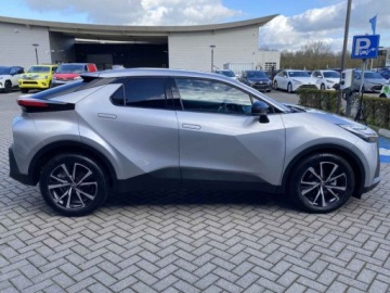 Toyota C-HR II SUV 1.8 Hybrid 140KM 2025 Od ręki - Style 1.8 Hybrid 140KM | Podgrzewane fotele!, zdjęcie 2