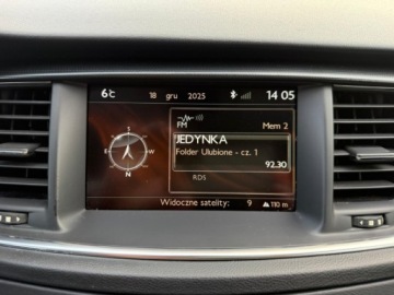 Peugeot 508 I Sedan 2.0 Hybrid4 200KM 2012 Peugeot 508 Hybrid4 200KM Naped 4x4 Xenony Nawigacja Head-Up Serwisowany G, zdjęcie 13